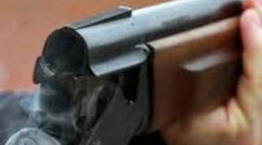 15-годишен келеш от Разградско взе пушката на майка си и почна да стреля на месо!