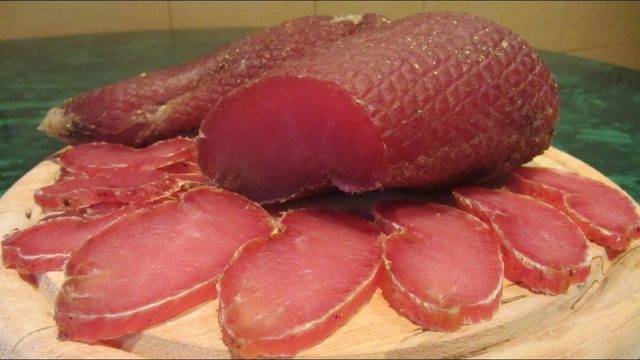 Домашна пастърма без никакви консерванти! Рецептата е проста, грехота е да не си направите вкъщи и да й се насладите