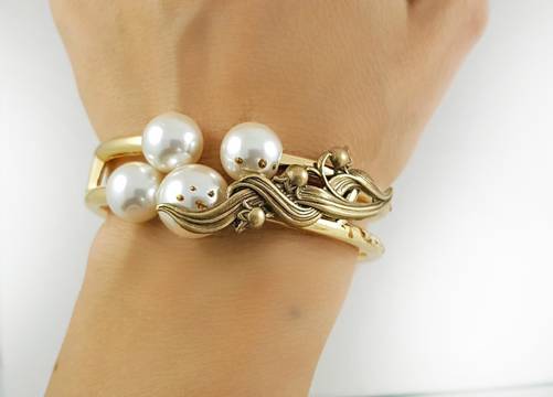 Подаръци за празник на влюбените и гривни за Свети Валентин