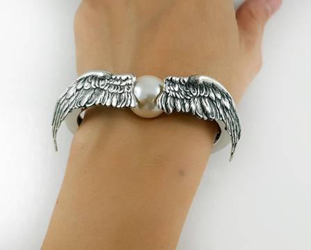 14-те романтични подаръка за празник на влюбените с луксозни гривни за жени