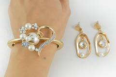 Бижута с любов за Свети Валентин и 14 подаръка за празник на влюбените