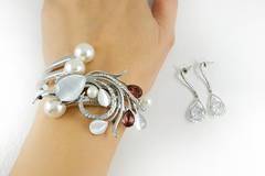 Елегантни подаръци за Свети Валентин и бижута за празник на влюбените