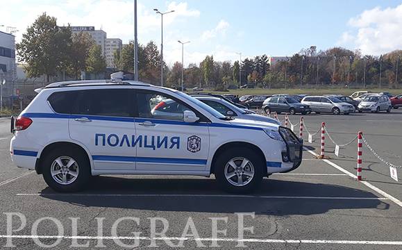 Братовчедка окраде бургазлия, докато той бил в чужбина