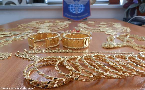 Кило и половина контрабандно злато задържаха на „Капитан Андреево“