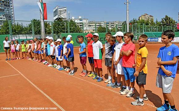 Тенис турнир „Оксиком Оупън“ за момчета до 10 години ще се проведе през февруари