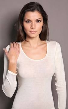 Малена – магазин за дамска вълнена блуза с дълъг ръкав женско вълнено бельо голям размер вълнени блузи големи размери