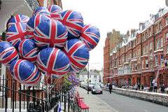 Британия наложи възбрана върху фотографии под женските поли