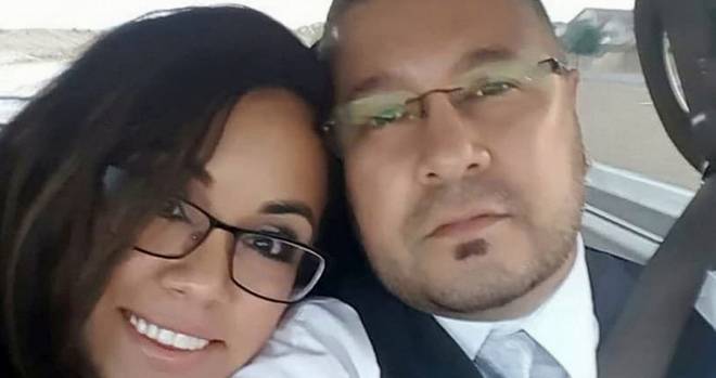 Съпруг заля жена си със светена вода, за да прогони зъл дух! Тя обаче се оказа жертва на злокобно заболяване