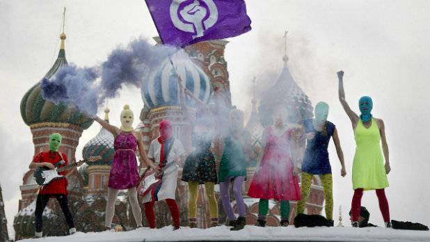 Защо Русия създава (и унищожава) толкова много радикално изкуство