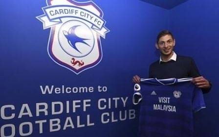 Потвърдено: Футболист на „Кардиф“ е бил на борда на изчезнал самолет