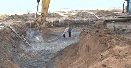 Търговски център на плажа край къмпинг „Градина”? (СНИМКИ)