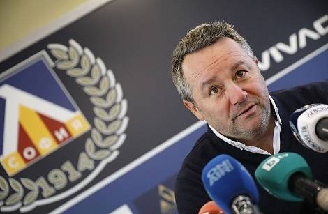 Славиша Стоянович претендира за две заплати – SportVox