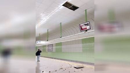 Част от тавана на метростанция „Западен парк” падна (СНИМКИ)