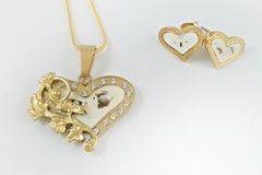 14 идеи за романтичен подарък с бижута за Свети Валентин 2019