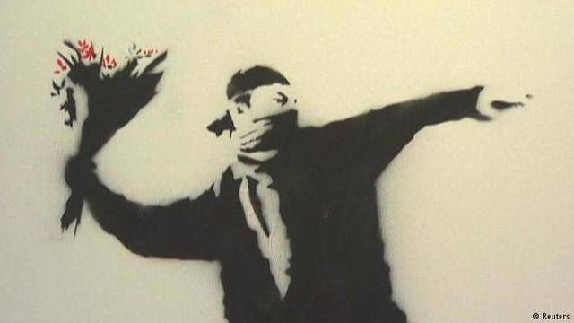 Популизмът руши демокрацията