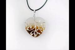 14 идеи за романтичен подарък от сърце за Свети Валентин с бижута и колиета с любов за жените