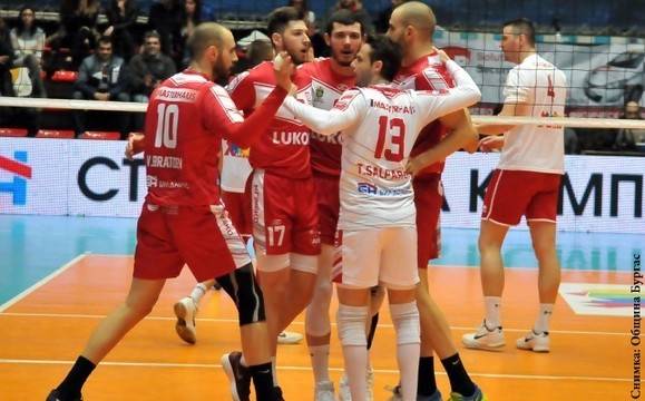 Гръцкият „Олимпиакос“ пристига в Бургас за четвъртфинално волейболно дерби