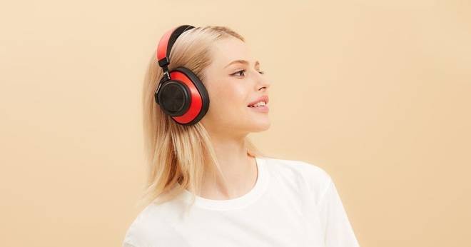 Спечелете страхотни награди – титаниеви слушалки и Bluetooth колонка