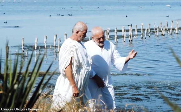 Дни преди премиерата, вижте актьорите, взели участие в най-новия филм за Поморие