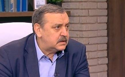 Проф. Тодор Кaнтарджиев: Болните от грип намаляват, но опасността не е преминала