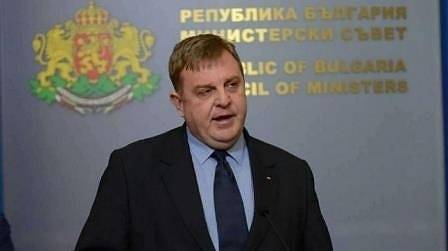 Каракачанов информира лично шведския си колега за избора ни на F-16