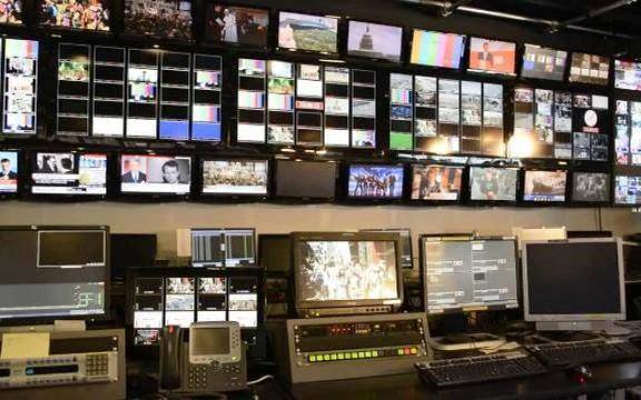 Новини на български по албанската телевизия (видео на Нова телевизия)