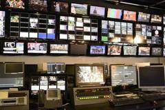 Новини на български по албанската телевизия (видео на Нова телевизия)