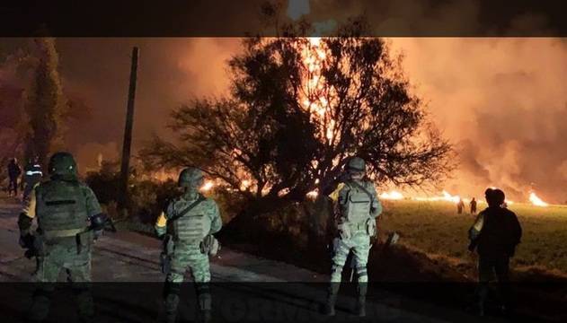 Експлозия на петролопровод в Мексико (видео)