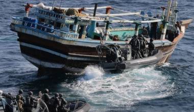 Хашиш и хероин за 150 милиона долара в Арабско море