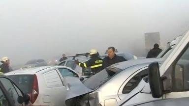 ВЕРИЖНА КАТАСТРОФА С НАД 20 КОЛИ И ЖЕРТВА КРАЙ САНДАНСКИ MEDIAMIX МЕДИЯМИКС-НОВИНИТЕ НА ЕДНО МЯСТО