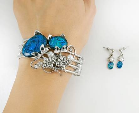 Топ колекция бижута за Свети Валентин – подаръците с любов за 14 февруари