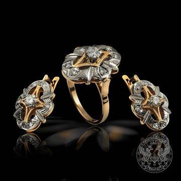 Дизайнерски комплект златни обеци с пръстен, украсени с диаманти - Бижутерия BRUTAL