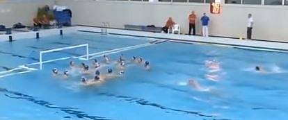 Руски ватерполeн мач се превърна в масов бой (ВИДЕО)