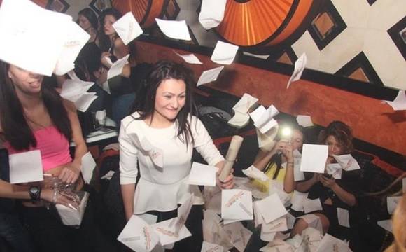 Болната истина за порасналите ни деца: Цената на една студентка в София