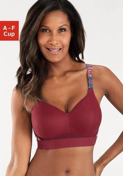 Малена – магазин за спортен сутиен без банели Триумф спортно бельо Triumph сутиени твърди чашка спортни сутиени