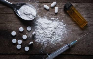 Откриха наркотици в дома на 19-годишен кюстендилец