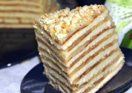 Цял живот ще съм й благодарна, една приятелка рускиня ме научи на тази торта и оттогава не съм вкусвала друга