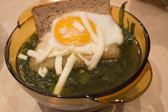 Супа от спанак с шафран