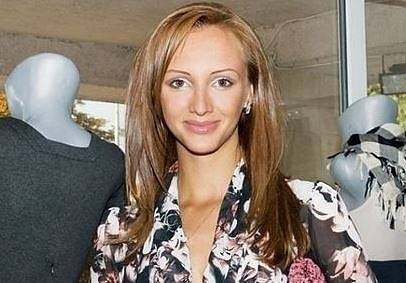 Взеха шофьорската книжка на „Мис България 2007“ Юлия Юревич