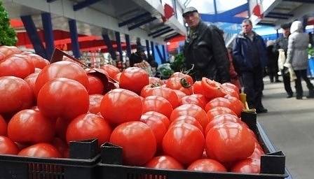 Доматите рекордно скъпи от 10 години насам. Внасяме ги от Полша, Гърция и Турция