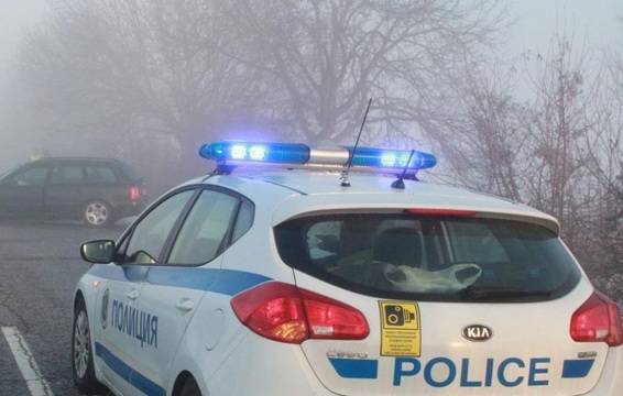 ЗАПОДОЗРЕНИЯТ ЗА УБИЙСТВОТО В РАЗГРАДСКО СЕ ПРИБРАЛ СЪС СЛУЧАЙНО ПРЕМИНАЛ АВТОМОБИЛ