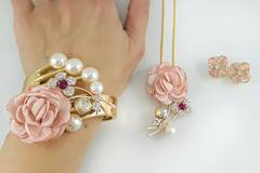 ОСЕМ ТОП БИЖУТА ЗА 8 МАРТ и луксозен подарък за празника на жената