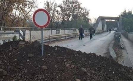 Пуснаха рухналия мост при с. Горник. Ремонтът е за над 1 млн. лв., разследват кмета на Червен бряг за далавери със строителя