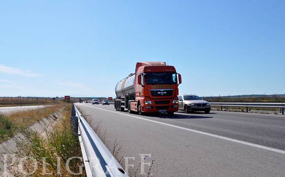 Утре спират движението на камионите над 12 т по магистралите и най-натоварените пътища