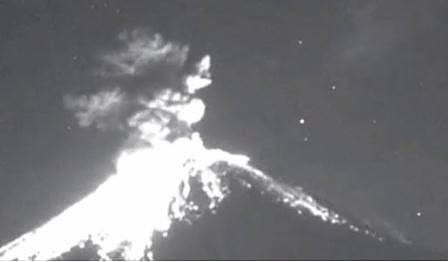 Вулканът Попокатепетъл изригна с мощна експлозия