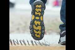 Мъжки предпазни обувки. Строителна защита