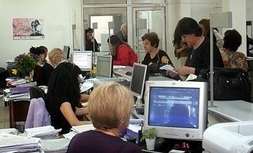 За 3 дни чиновниците ще трябва да обработват исканията на граждани и фирми