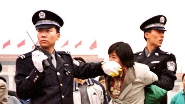 Анализ: Китайският режим променя отношението към Фалун Гонг