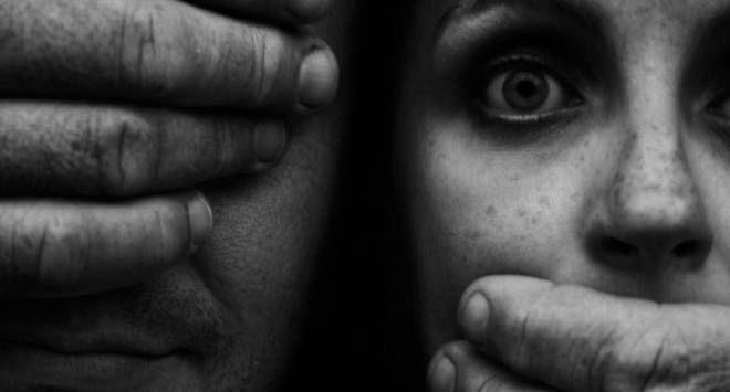 Защо мъжете посягат все по-често на жената, която обичат?