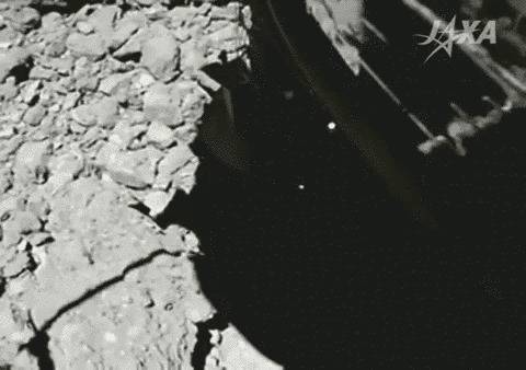 Вижте невероятното видео от тазгодишното кацане на Хаябуса 2 върху астероида Рюгу